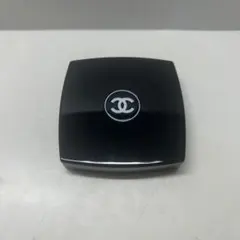 CHANEL レキャトル　オンブル　ユートピア　387 アイシャドウパレット