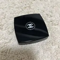 シャネルのサムネイル