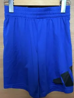 adidasハーフパンツ160㎝