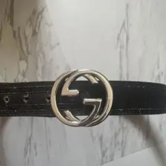 GUCCI ブラック レザーベルト ダブルGロゴ