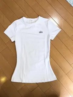 新品/レシート有]Alo Yoga 半袖 Tシャツ ホワイト L - メルカリ
