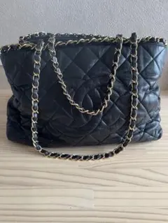 シャネル　マトラッセチェーントートバッグ