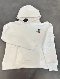 【 新品 タグ付き 】ミッキーマウス刺繍 ホワイトパーカー キッズ用