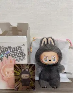 ラブブLABUBU Big into Energy 正規品シークレット ID本我 - メルカリ
