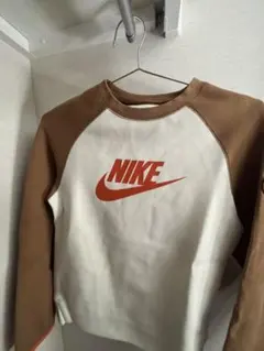 NIKE ラグランスリーブ トレーナー