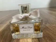 Miss Dior Eau de Parfum 香水のサムネイル