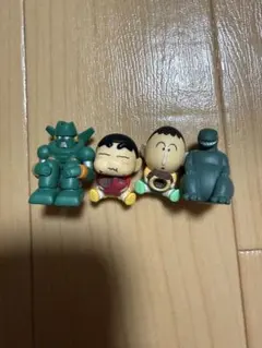 クレヨンしんちゃん フィギュア 4体セット