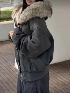 SHEIN カーキ ファーフード ショート丈 中綿ジャケット