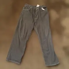 お勧め　DANTON デニムパンツ グレー サイズ40のサムネイル
