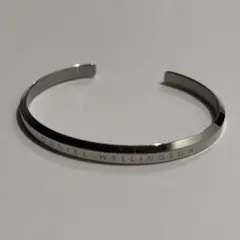 DANIEL WELLINGTON バングル シルバー