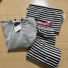 【新品未使用】スヌーピー　ルームウェア　ナップサック付きのサムネイル