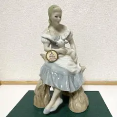 ・SHEPHERDESS・高さ２１cm・１９８７年・ROYAL DOULTON・のサムネイル