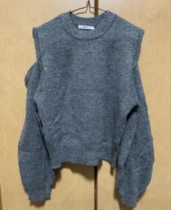 Discoat スパンコールラメ肩スリットプルオーバー