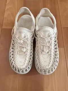 KEEN ホワイト サンダル