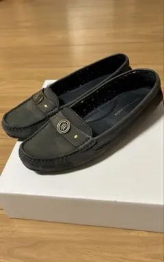 TOMMY HILFIGER ローファーのサムネイル