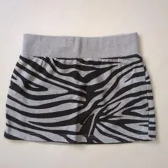 LB03のゼブラ柄スカート /ブラック