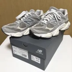 ニューバランス 9060 U9060LBA グレー 25cmのサムネイル