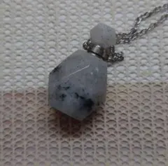 ラブラドライト　曹灰長石　ペンダント　香水瓶ネックレス　天然石