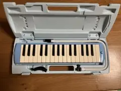 YAMAHA ピアニカ 32鍵 水色 ケース付きのサムネイル