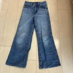 UNIQLO ブーツカットデニム