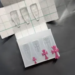 シリコンモールド クロス ネイルパーツ 3Dパーツ 十字架　カーブ付き