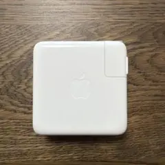 Apple純正アダプタ61W USB-C充電器 A1947