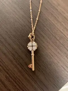 Folli Follie ネックレス 鍵モチーフのサムネイル