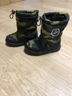 vans 迷彩スノーブーツ 17cm
