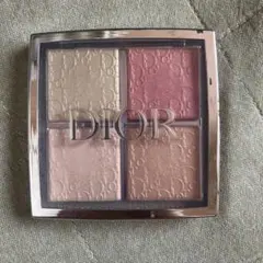 Dior バックステージフェイスグロウパレット　004 ローズゴールド