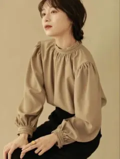 Volume Gather Blouse L'Or かじまり