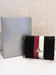 【新品未使用】Vivienne Westwood 三つ折り財布 ブラック 大人気