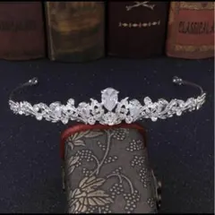 ティアラ　結婚式　低め　ジルコニア ウェディングジュエリー