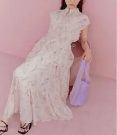 ネ*ル様 スナイデル SNIDEL ティアードプリーツワンピース