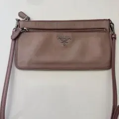 PRADA ピンク ショルダーバッグ