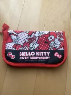 HELLO KITTY 40周年記念マルチケース
