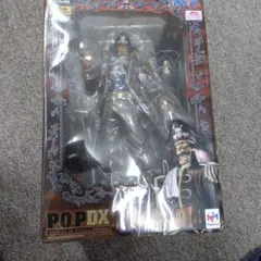 P.O.P DX ゴールド・ロジャー フィギュア