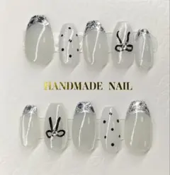 ネイルチップ003 マグネット 手書きリボン 水玉 ドット ガラスフレンチ 白
