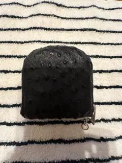 黒いレザーコインケース 仕切り付き