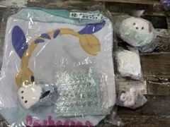 サンリオ　ポチャッコ　ポーチ　アクリルスタンド　ガチャガチャ