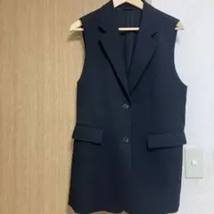 GU ジレ　ベスト　黒　Mサイズ