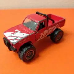 トミカ トヨタ ハイラックス 4WD ミニカー