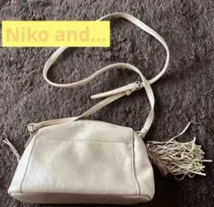 Niko and…ショルダーバッグベージュ