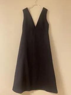 ブラックノースリーブロングワンピース