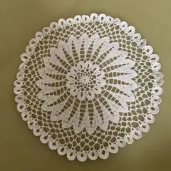 レース編み　ホワイト