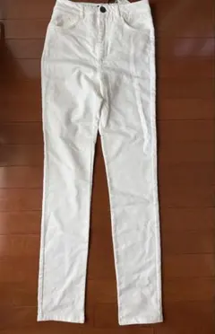 ZARA ホワイト スキニーデニム Sサイズ
