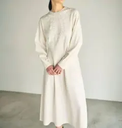 新品 グレースコンチネンタル エスニック刺繍ニットワンピース ホワイト 36