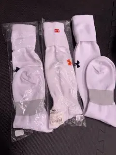 Under Armour ホワイトソックス 3足セット MD25から27センチのサムネイル