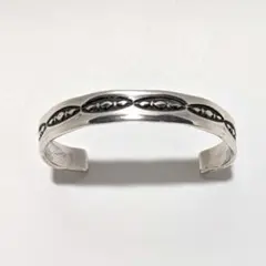 Navajo Elaine Tahe 3面スタンプ ワークバングル Ⅱ - メルカリ