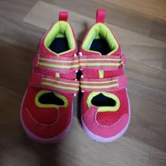 asics Sukusukuキッズ ウォーターサンダル ピンク ベルト　17.0のサムネイル