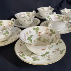 ウェッジウッド　ワイルドストロベリー　ティーカップ&ソーサー　6客セット　黒壺